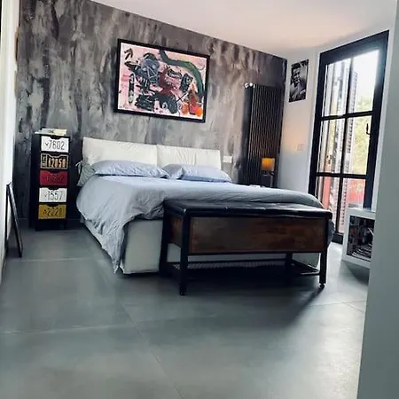 Industrial Loft Nella Periferia Di Appartement Rome
