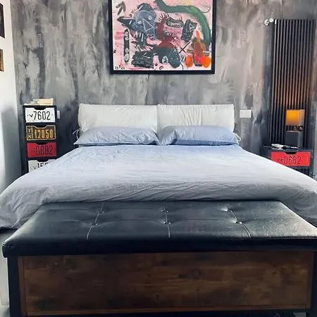 Industrial Loft Nella Periferia Di Appartement Rome